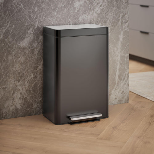 13-Gallon Stainless Steel Step Trash Can X122